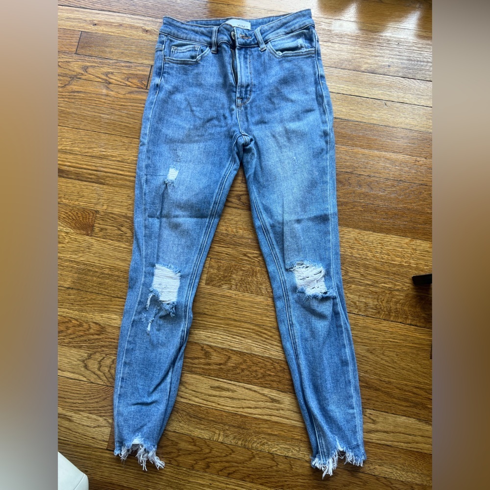 VERVET Blue Skinny Jeans with Stylish Distressing